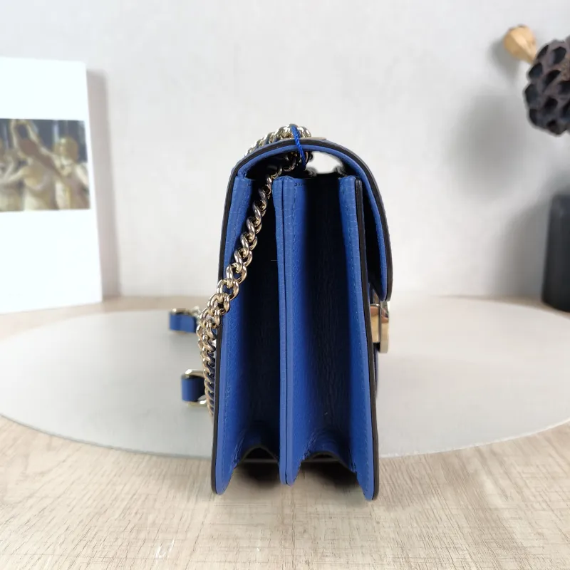 GUCCI Crossbody Bag g Collection Blue Calfskin Small20 × 9 × 16 cm — detail view 2 of 12