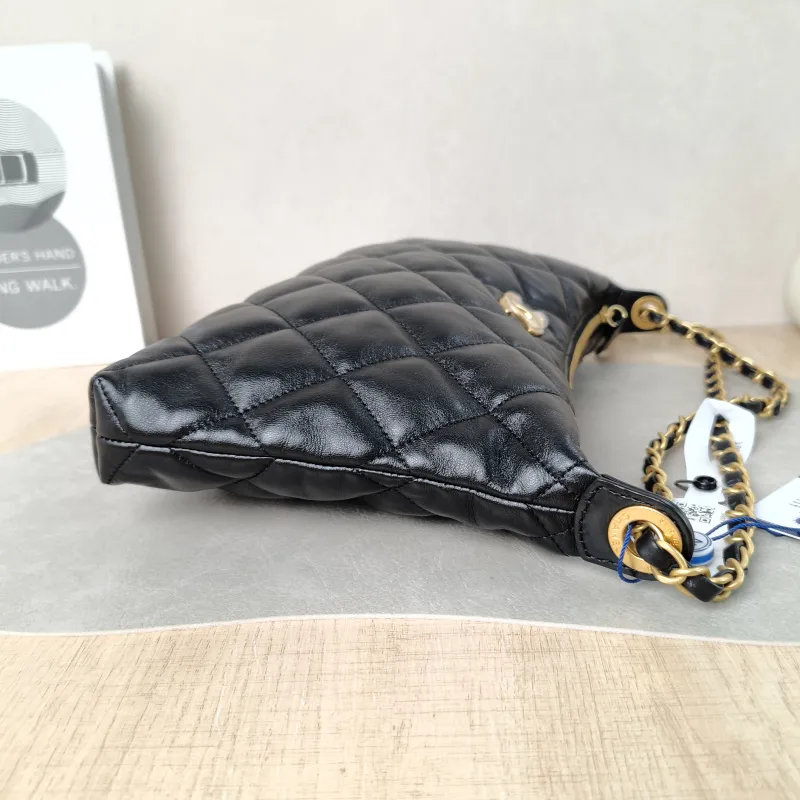 Chanel Shoulder Bag 25s hobo Black Lambskin 32 × 4 × 18 cm — detail view 9 of 11
