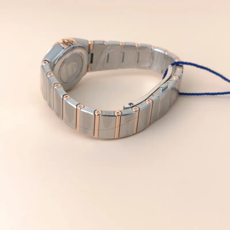 OMEGA Watch Collection Watch One Size25 — cover view 4 of 10