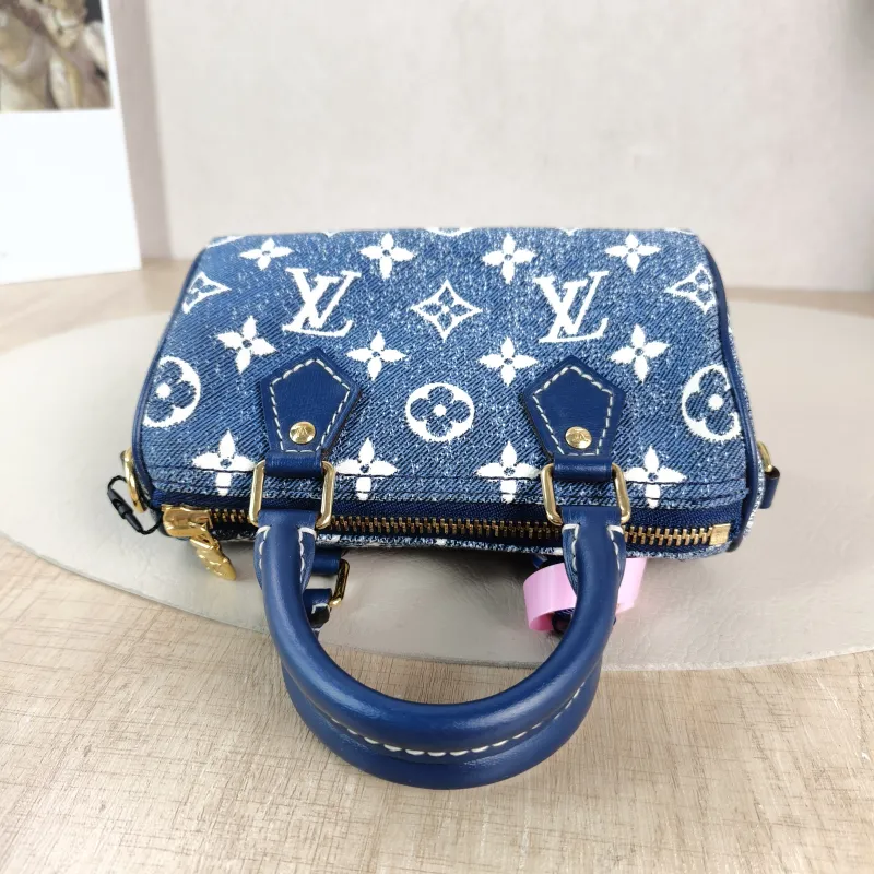 Louis Vuitton Crossbody Bag Speedy Nano Blue nano 16 × 7.5 × 10 cm — detail view 6 of 10