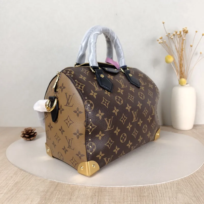 Louis Vuitton Shoulder Bag Speedy Trunk Monogram PVC One Size 27 × 15 × 20 cm — cover view 4 of 5