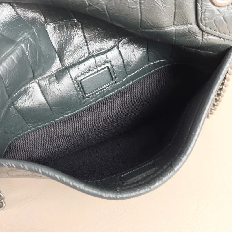 SAINT LAURENT Crossbody Bag Niki D Green Waxed Leather Small 21 × 7.5 × 16 cm — detail view 8 of 12