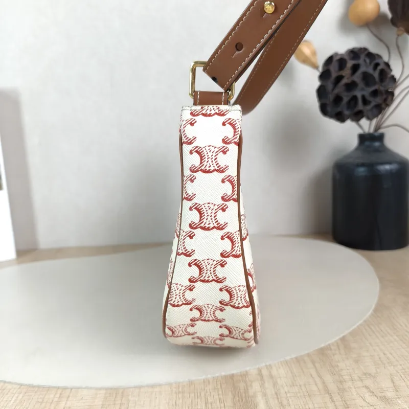 CELINE Shoulder Bag AVA Red PVC Medium23 × 6 × 13.5 cm — detail view 3 of 10