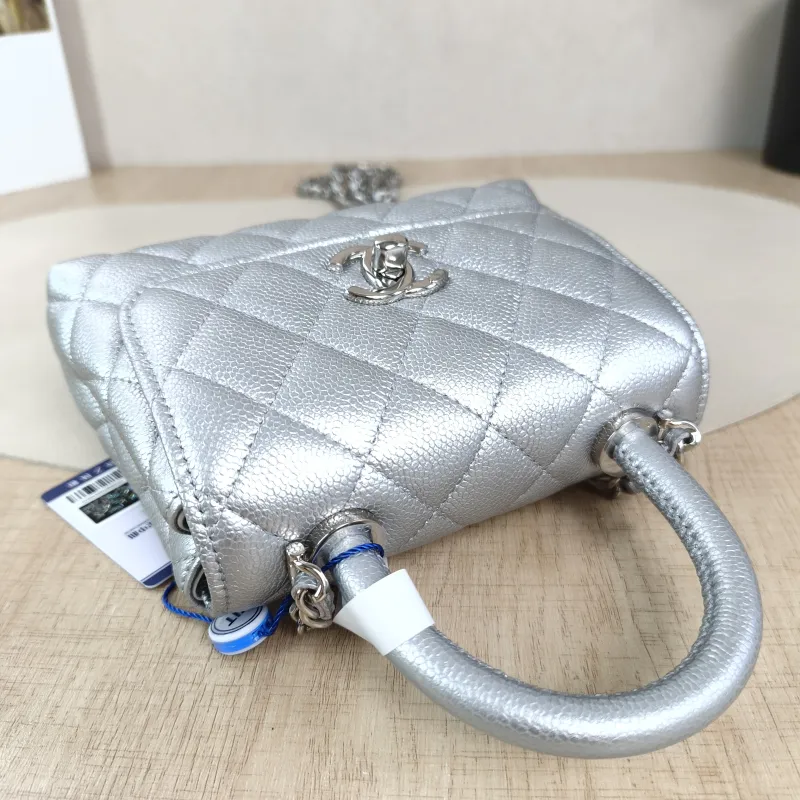 Chanel Crossbody Bag Coco Handle​Silver Grained Calfskin Mini14.5 × 5.5 × 11.5 cm — detail view 7 of 11