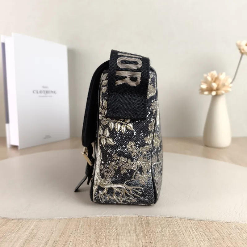 DIOR Crossbody Bag Magica Messenger Messenger Bag Black Canvas · Calfskin Small 21 × 8 × 17 cm — detail view 7 of 11