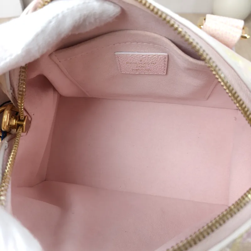 Louis Vuitton Crossbody Bag Speedy20 Calfskin One Size 20.5 × 12 × 13.5 cm — detail view 5 of 11