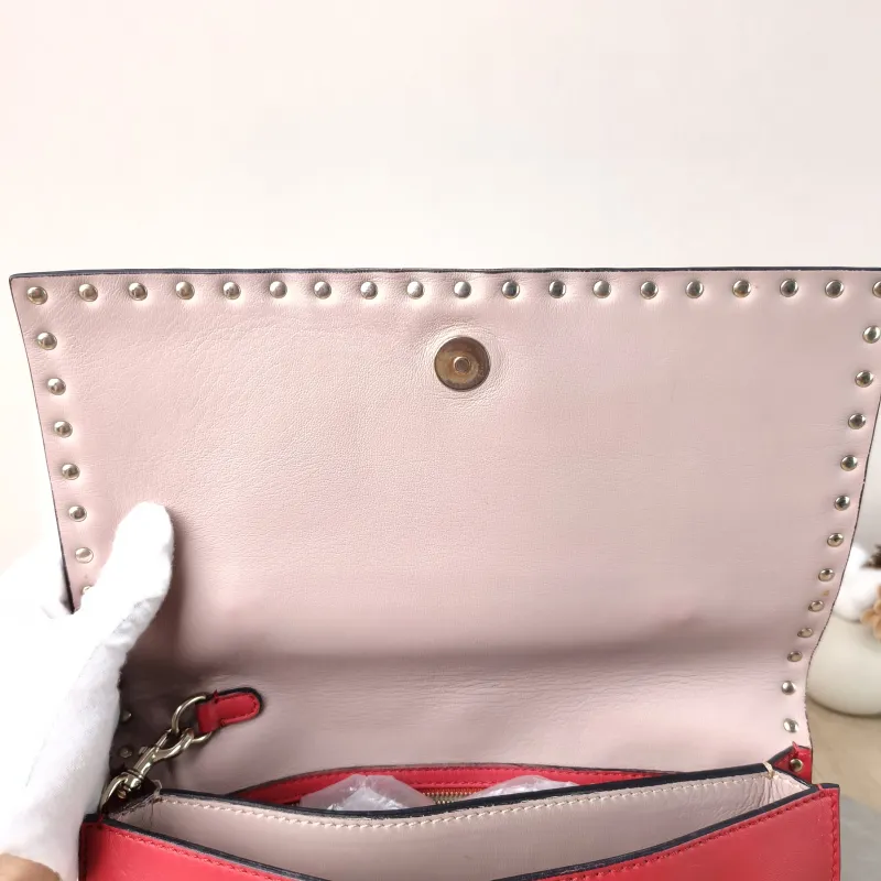 Valentino Clutch Clutch Red Lambskin One Size28 × 2 × 17 cm — detail view 1 of 14