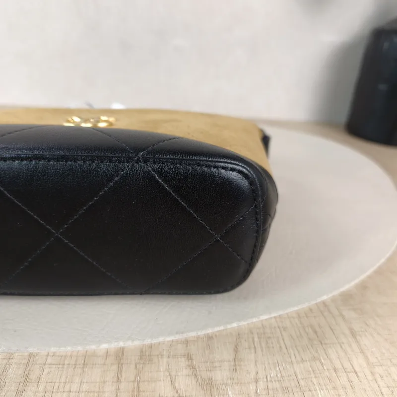 Chanel Crossbody Bag hobo Black Brown Suede Calfskin One Size 15.5 × 6 × 13 cm — detail view 1 of 11