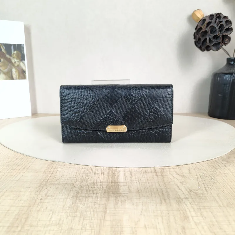 BURBERRY Wallet Wallet Black Calfskin One Size 19 × 2 × 10 cm