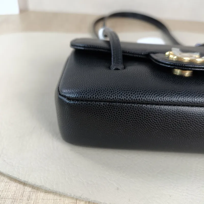 Chanel Crossbody Bag 26p preppy coco Black Grained Calfskin Mini 17 × 5 × 11.5 cm — detail view 6 of 12