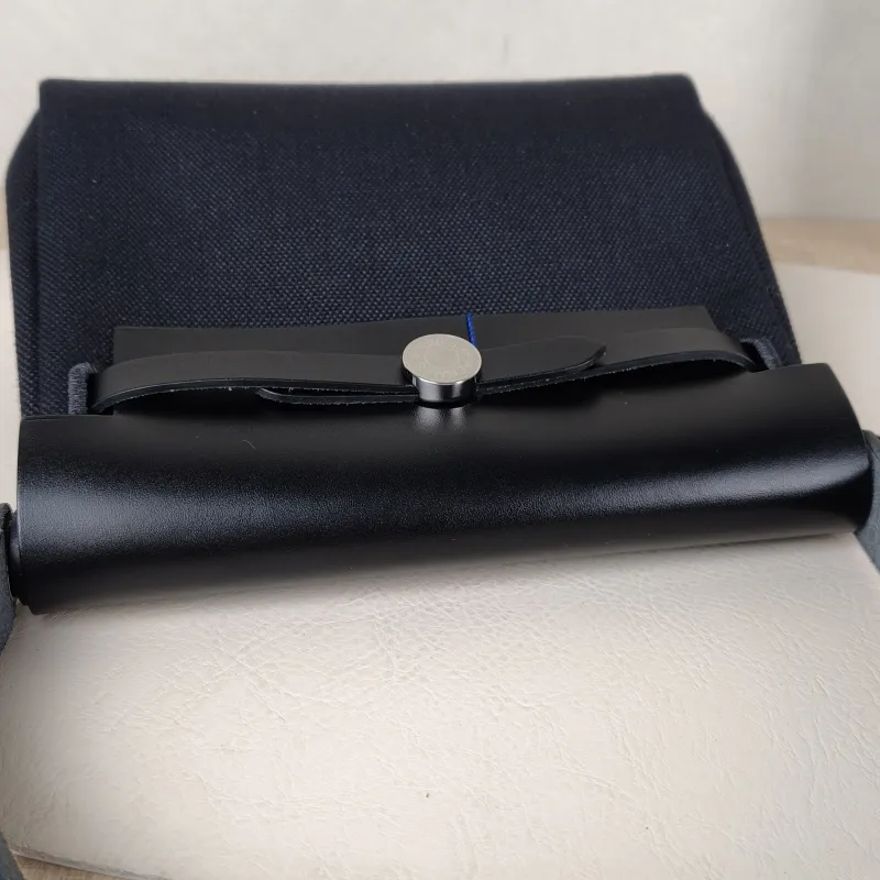 Hermès Crossbody Bag Herbag Zip 20Black Canvas mini20.5 × 7 × 16.5 cm — detail view 1 of 15