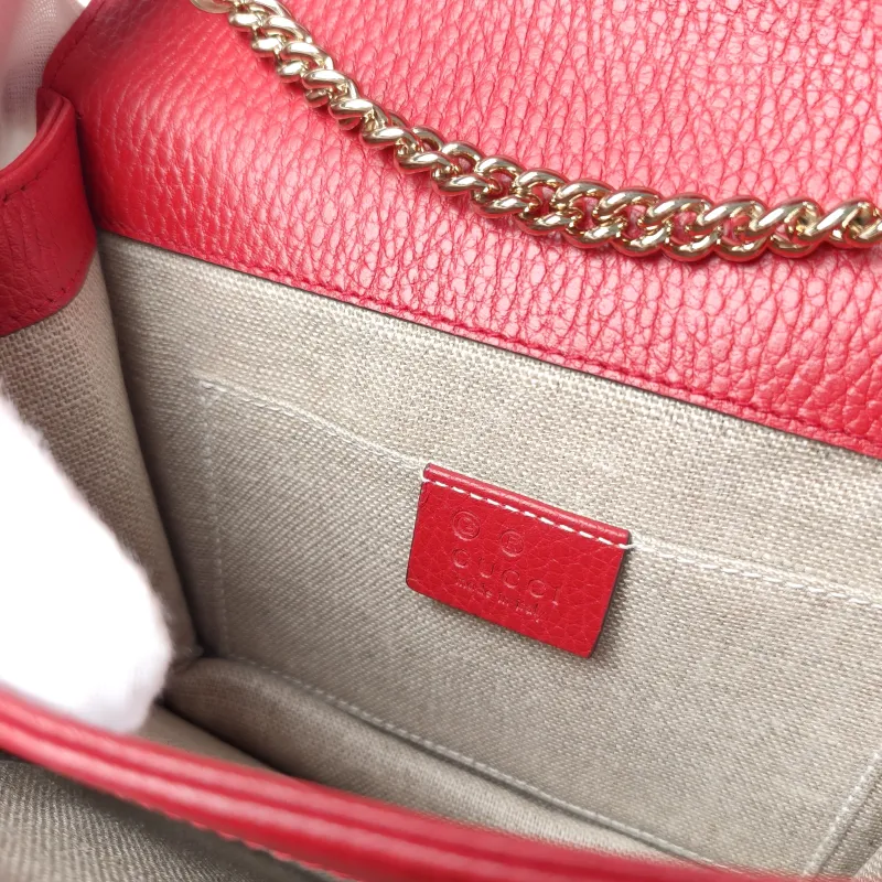 GUCCI Crossbody Bag g Collection Red Calfskin Small 20 × 9 × 16 cm — detail view 13 of 14