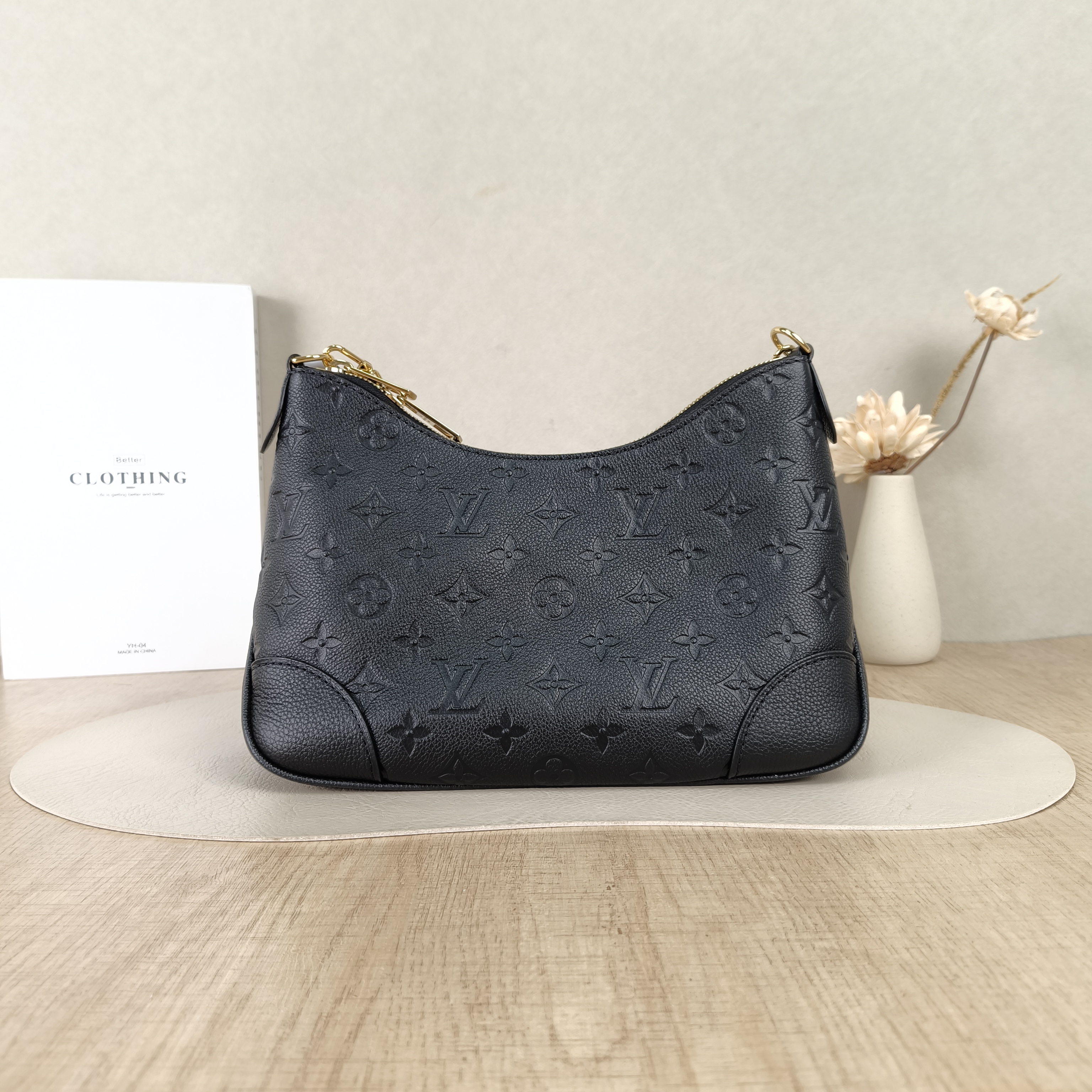 Louis Vuitton Crossbody Bag Boulogne Black Empreinte Embossed Calfskin Small26 × 9.5 × 16 cm