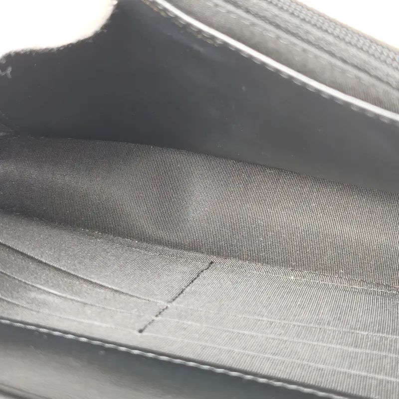 Chanel Crossbody Bag Le Boy​ WOC Black Grained Calfskinmini19.2 × 3.5 × 12.3 cm — detail view 13 of 13