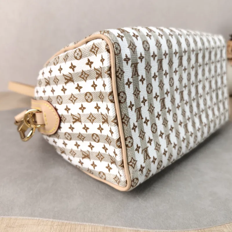 Louis Vuitton Crossbody Bag Speedy20 LV Circle Canvas One Size 20.5 × 12 × 13.5 cm — detail view 4 of 13