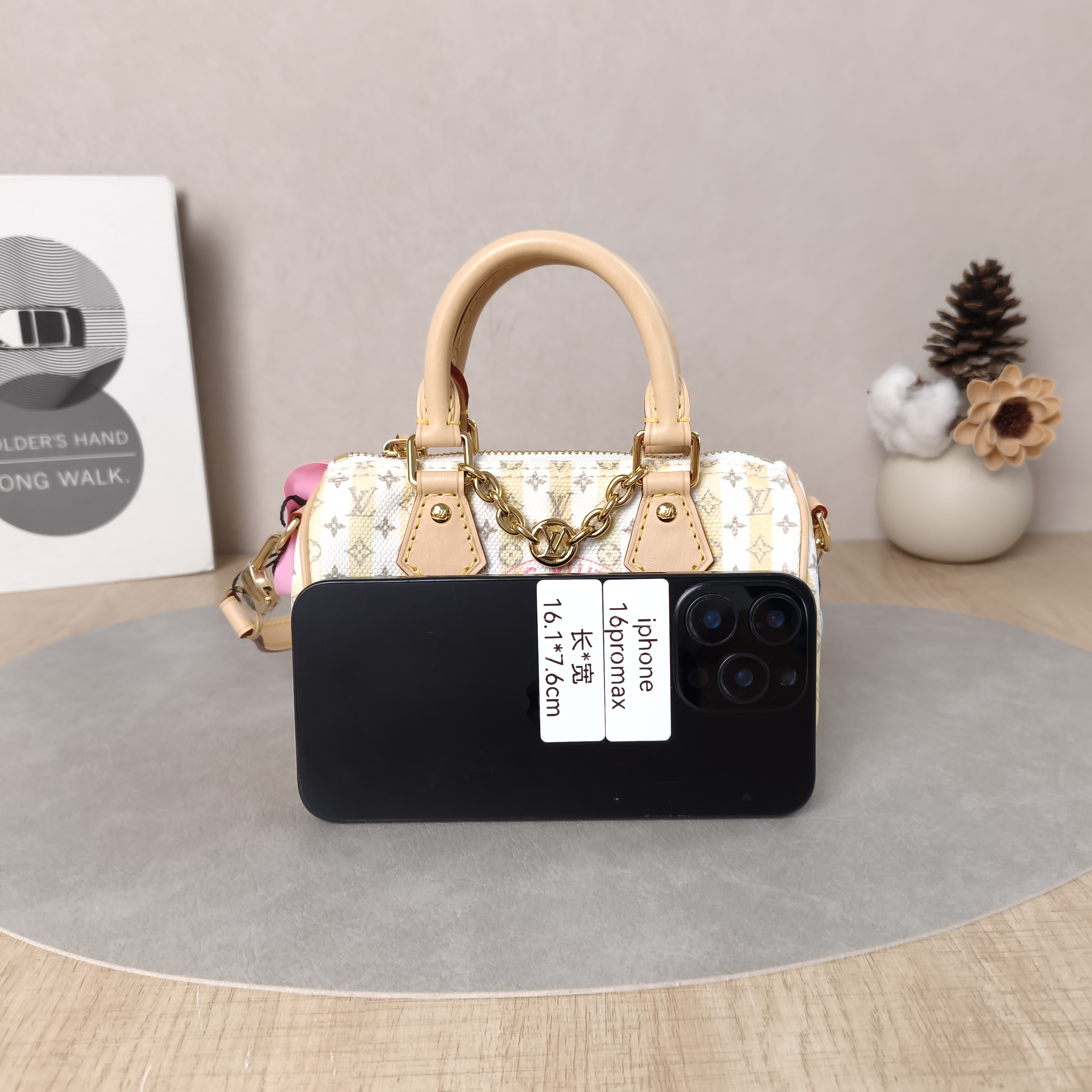 Louis Vuitton Crossbody Bag Speedy Nano Collection White · Yellow PV Cnano16 × 7.5 × 10 cm — cover view 5 of 5