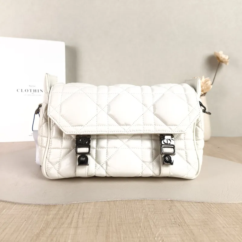 DIOR Crossbody Bag camp Messenger Bag White Calfskin Small 23 × 8 × 15 cm
