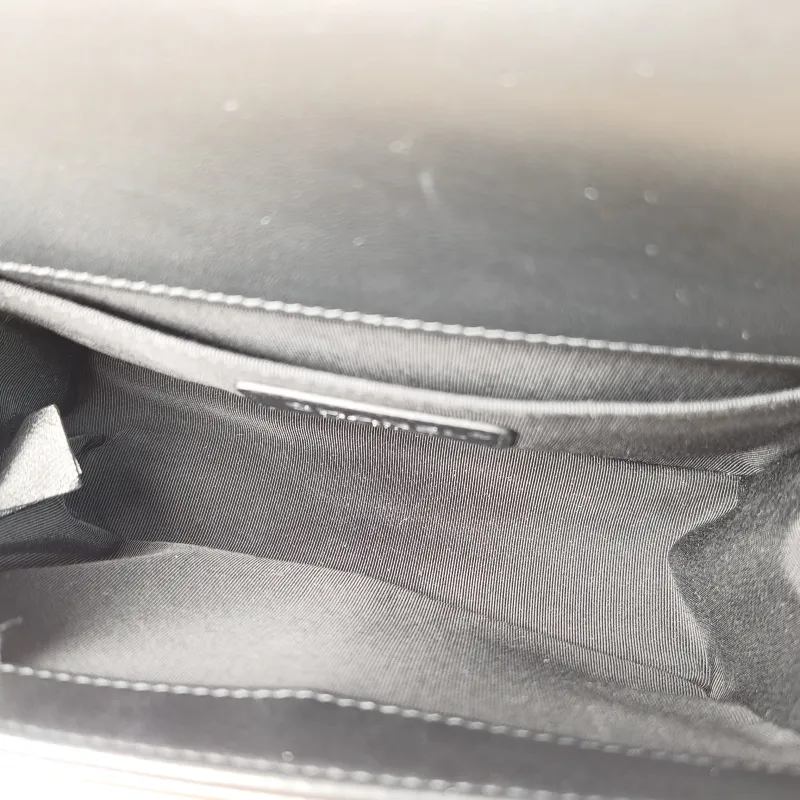 Chanel Crossbody Bag Le Boy​Black Lambskin Small20.5 × 8.5 × 12 cm — detail view 16 of 16