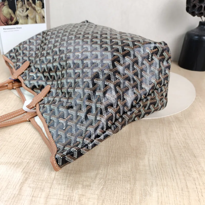 GOYARD Shoulder Bag SAINT LOUIS Shopping Tote Brown ine Canvas Small34 × 15 × 28 cm — detail view 12 of 13