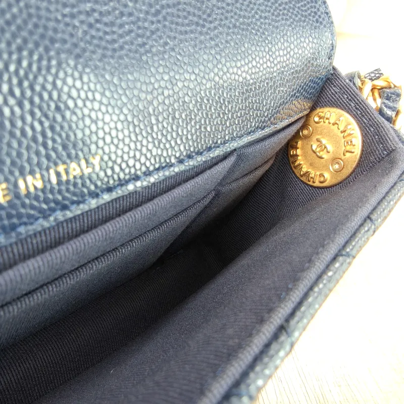 Chanel Crossbody Bagcf Crossbody Bag Blue Grained Calfskin One Size17.5 × 4 × 10 cm — detail view 8 of 12