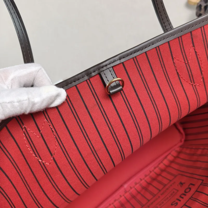 Louis Vuitton Shoulder Bag Neverfull Damier Ebene PVC Medium 31 × 14 × 28 cm — detail view 10 of 11