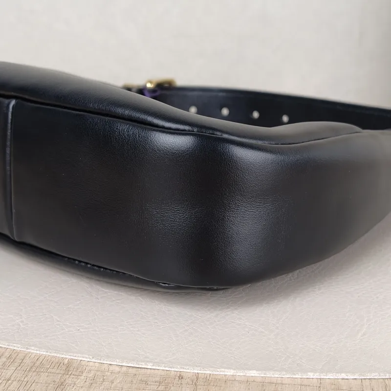 Miumiu Shoulder Bag Wander Hobo Black Calfskin Small20 × 6 × 17 cm — detail view 4 of 12