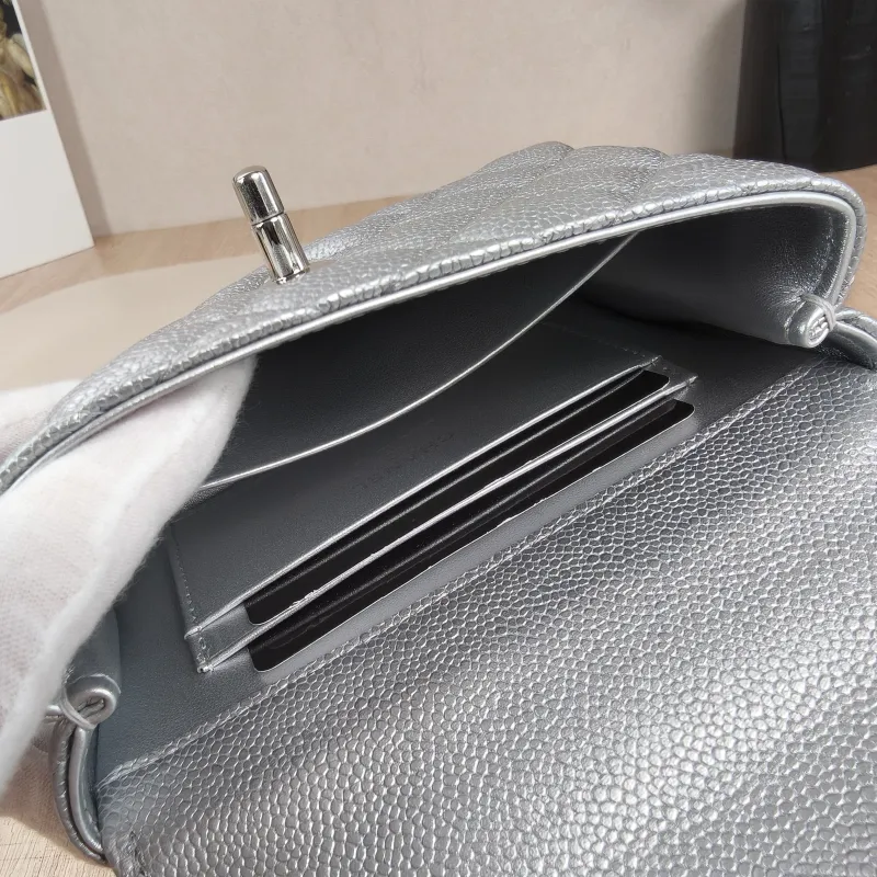 Chanel Crossbody Bag Coco Handle​Silver Grained Calfskin Mini14.5 × 5.5 × 11.5 cm — detail view 3 of 11
