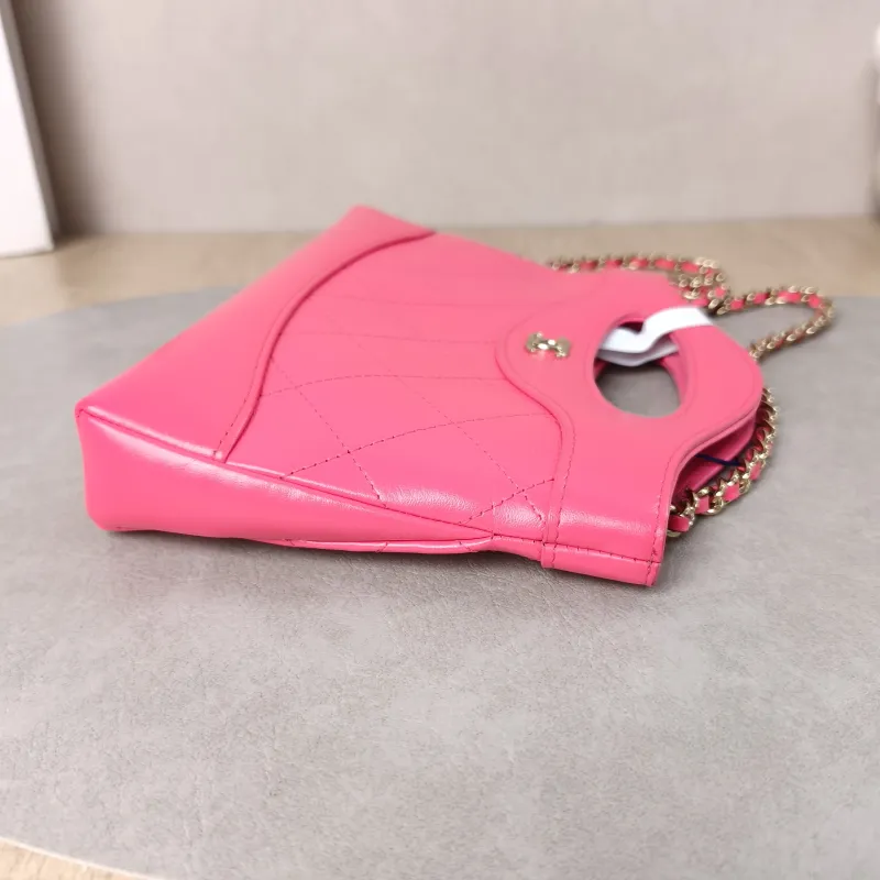 Chanel Crossbody Bag31Bag Pink Waxed Leathernano19 × 5 × 12 cm — detail view 1 of 14