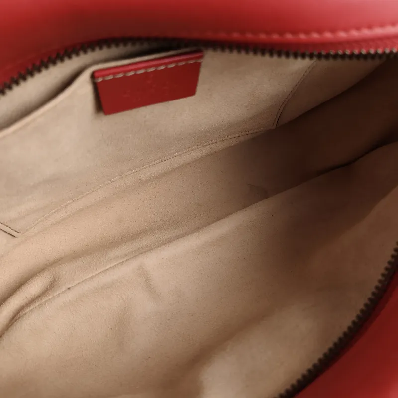 GUCCI Crossbody Bag GG Marmont Marmont Camera Bag Red Calfskin Small 24 × 7 × 13 cm — detail view 6 of 10