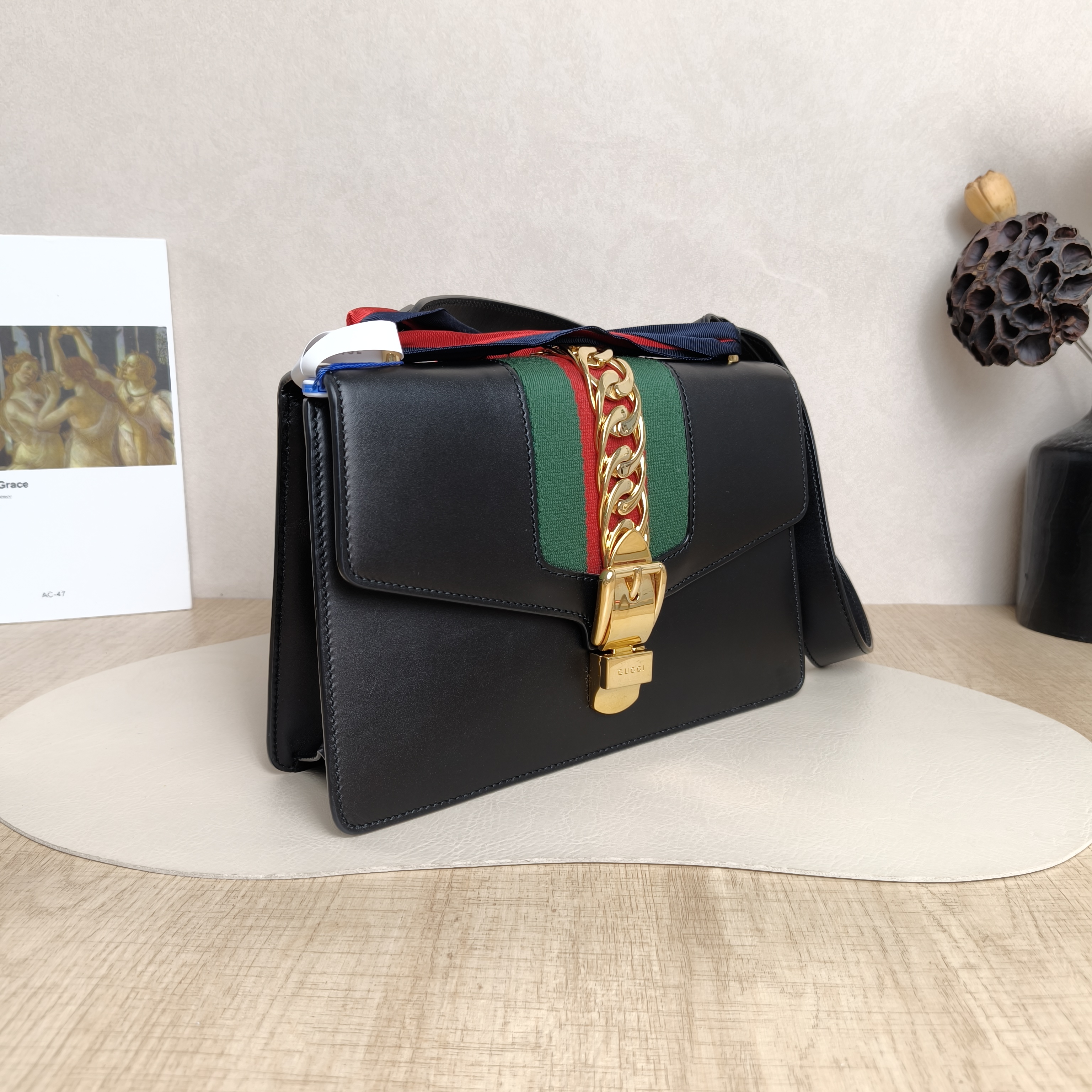 GUCCI Crossbody Bag Sylvie Shoulder Strap Edition Black Calfskin Small25.5 × 8 × 17 cm — cover view 4 of 5