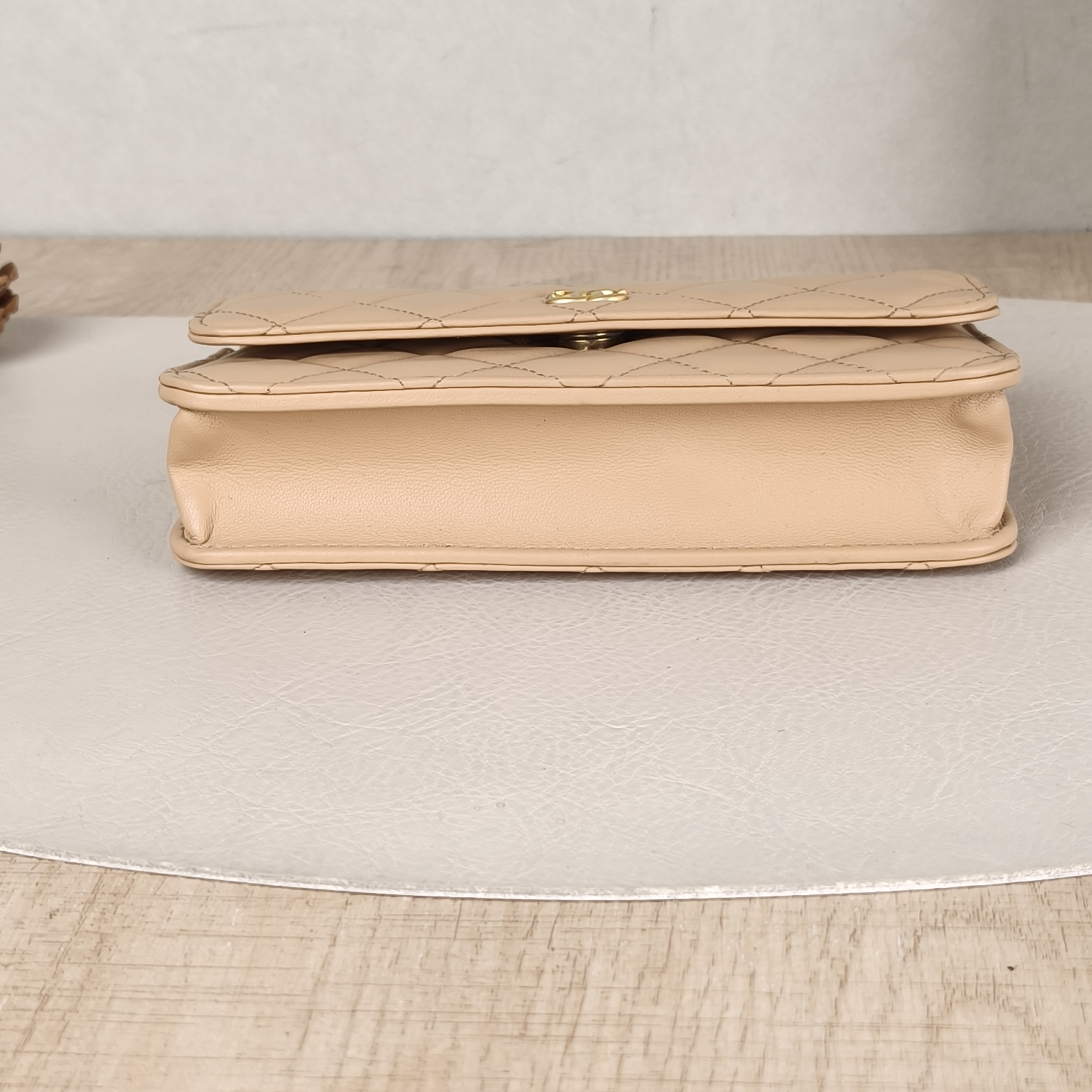 Chanel Crossbody Bag woc Collection Taupe Lambskin mini17 × 5 × 9.5 cm — cover view 6 of 6