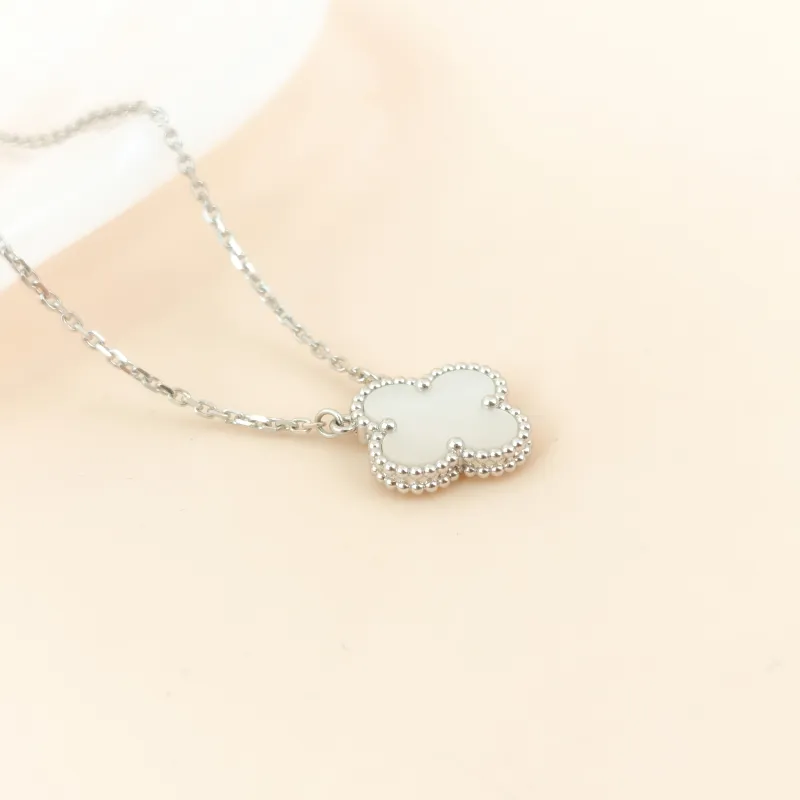 Van Cleef & Arpels Necklace Alhambra Alhambra Collection Necklace White Mother-of-Pearl Pearl · White Mother-of-Pearl 18KW hite Gold Vintage Small… — cover view 8 of 10