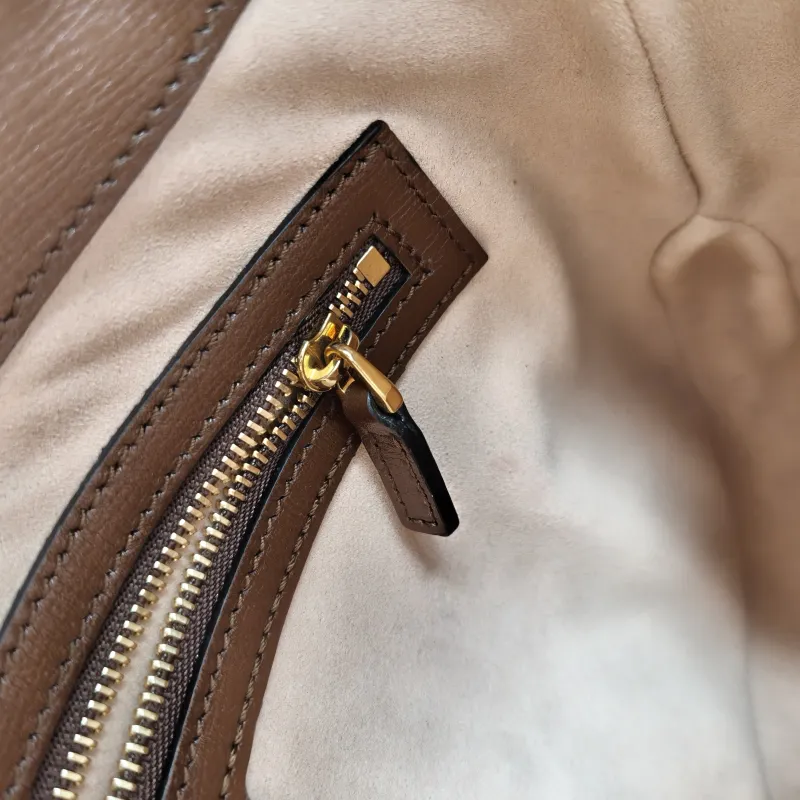 GUCCI Shoulder Bag Jackie 1961Collection Monogram PVC Medium 27.5 × 4 × 19 cm — detail view 4 of 14