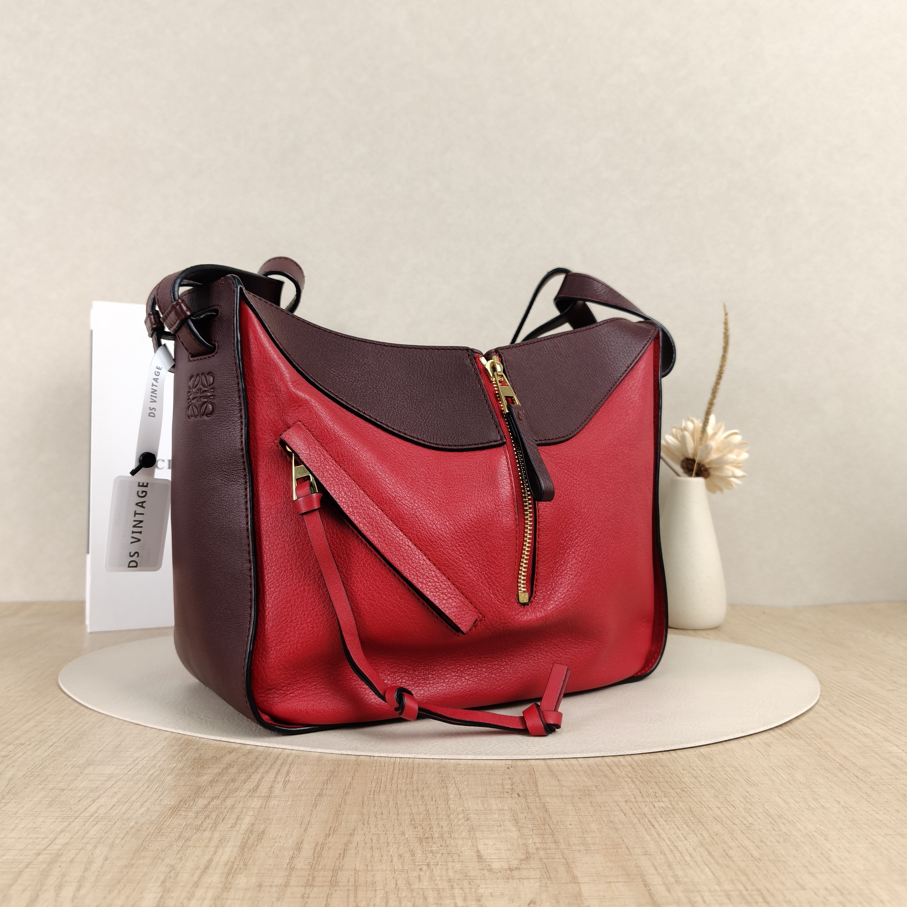 LOEWE Crossbody Bag Hammock Colorblock Calfskin29 × 14 × 25 cm — cover view 5 of 8