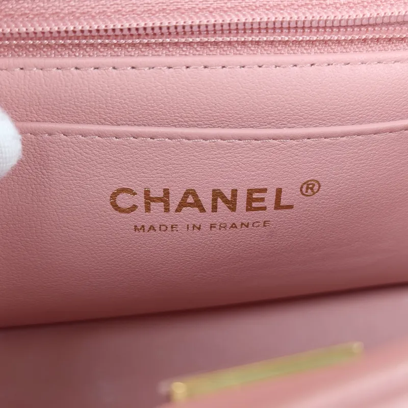 Chanel Crossbody Bag23k logo mini Pink Lambskin mini20 × 6 × 12 cm — detail view 12 of 14
