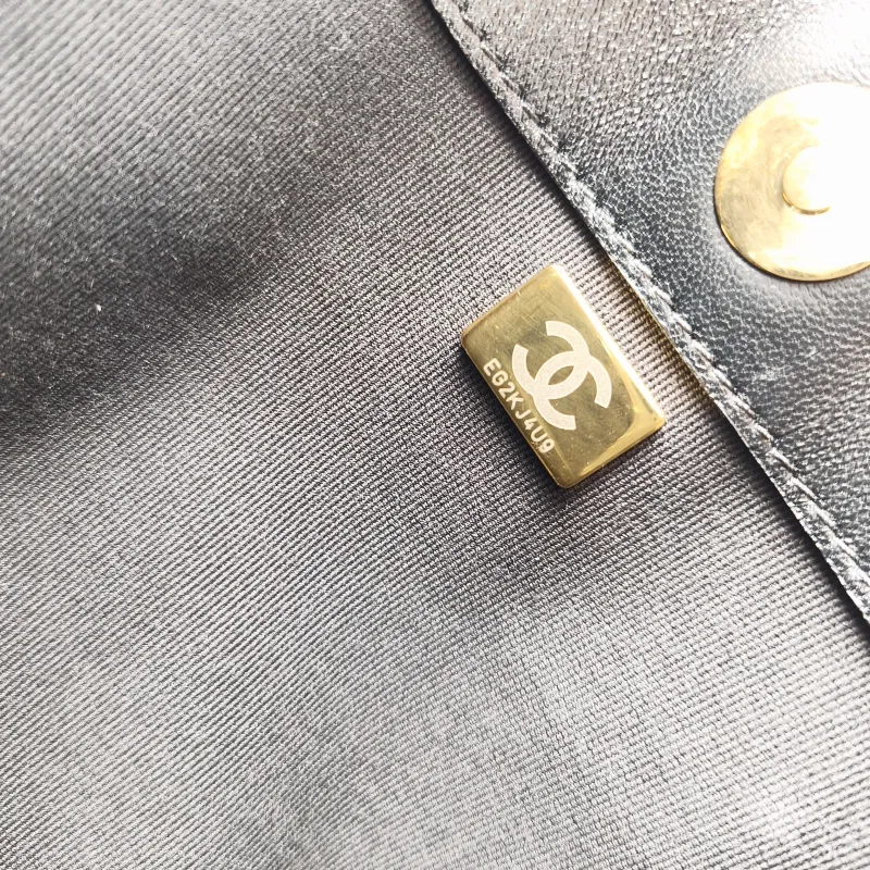 Chanel Shoulder Bag Tote Bag Black Lambskin One Size 30 × 10 × 23 cm — detail view 9 of 11