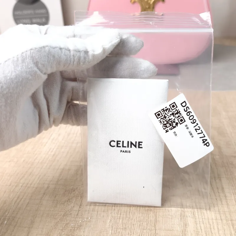 CELINE Shoulder Bag tilly Pink Calfskin Medium 22 × 4 × 13.5 cm — detail view 13 of 14