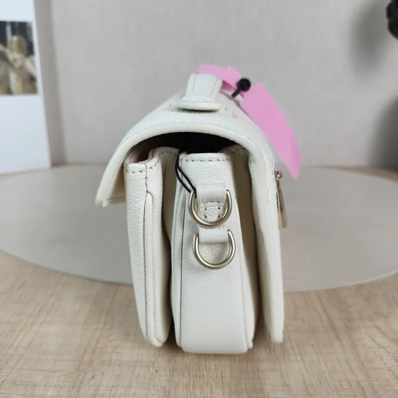 Louis Vuitton Crossbody Bag Pochette Métis East West White · Pink Monogram Empreinte Embossed Calfskin Small 21.5 × 6 × 13.5 cm — detail view 1 of 13