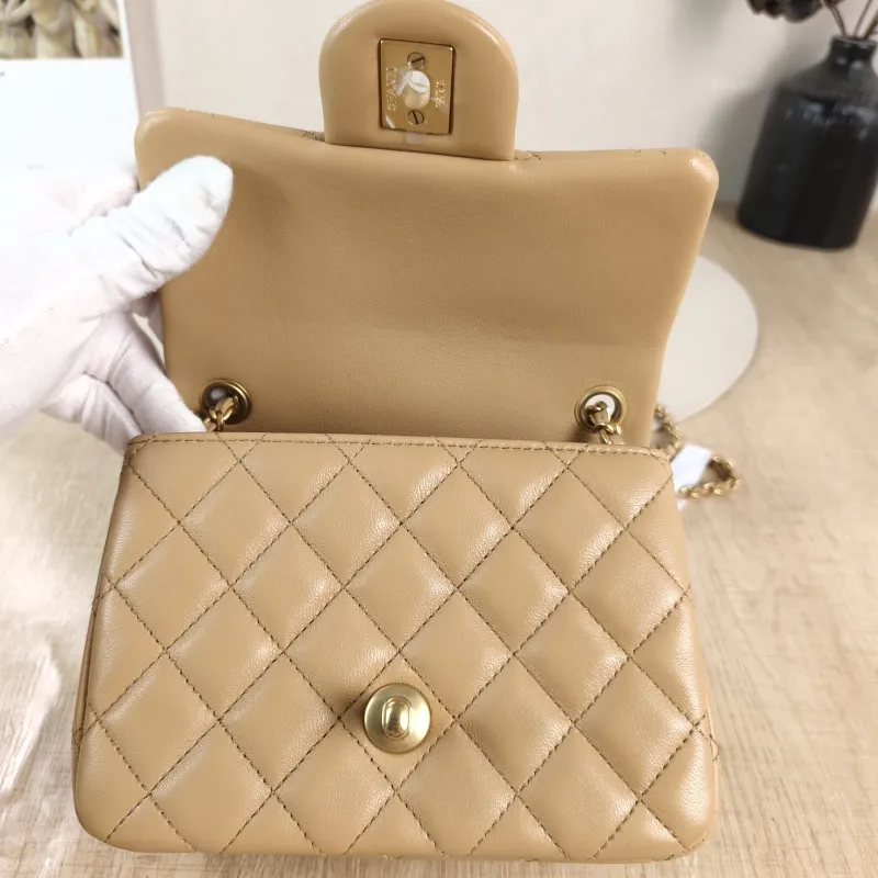 Chanel Crossbody Bag Taupe Lambskin Mini 17 × 8 × 13.5 cm — detail view 12 of 13