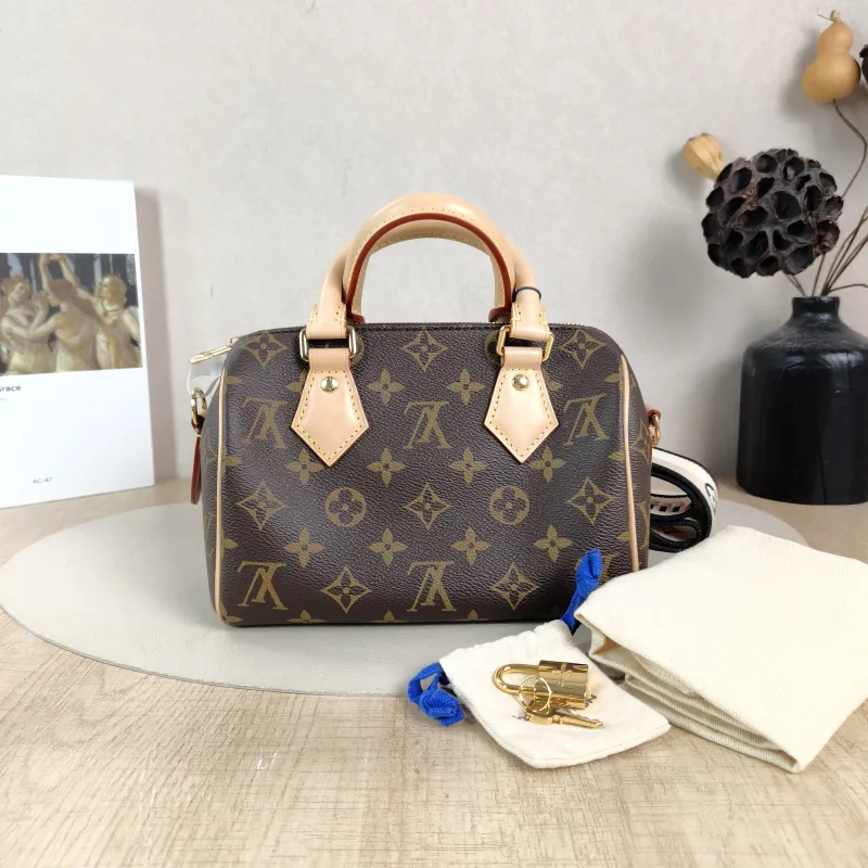 Louis Vuitton Crossbody Bag Speedy20 Shoulder Strap PVC Small20.5 × 12 × 13.5 cm — cover view 4 of 6