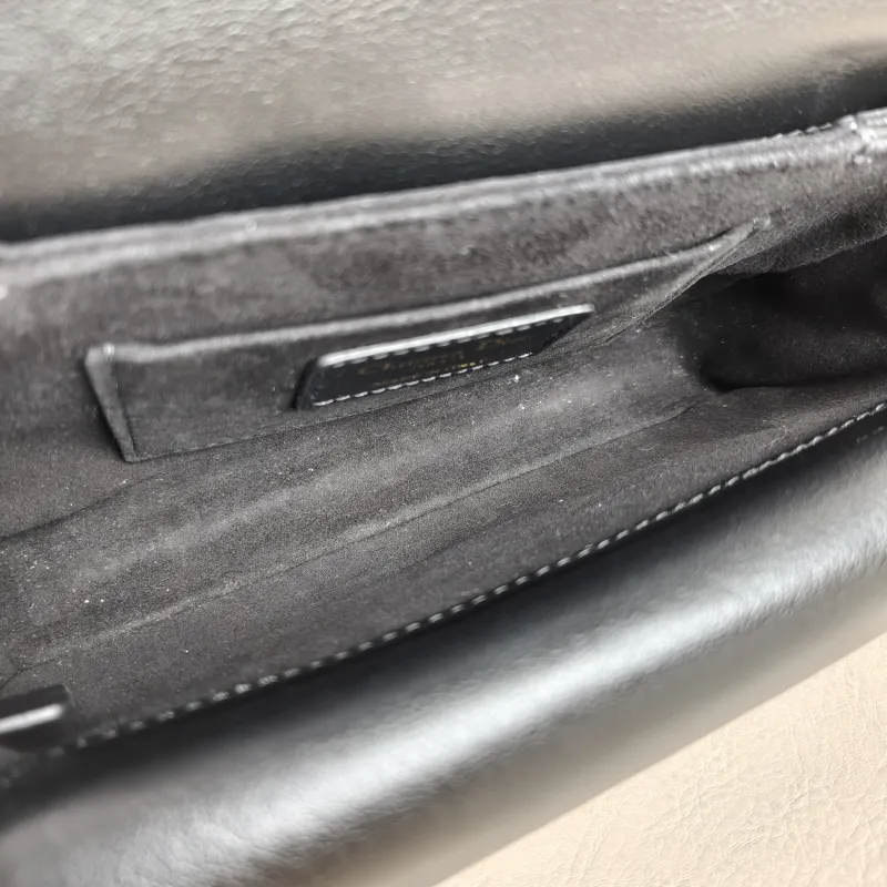 DIOR Crossbody Bag Jolie Top Handle Pearl Crossbody Bag Black Calfskin Mini 19 × 7 × 12 cm — detail view 1 of 12