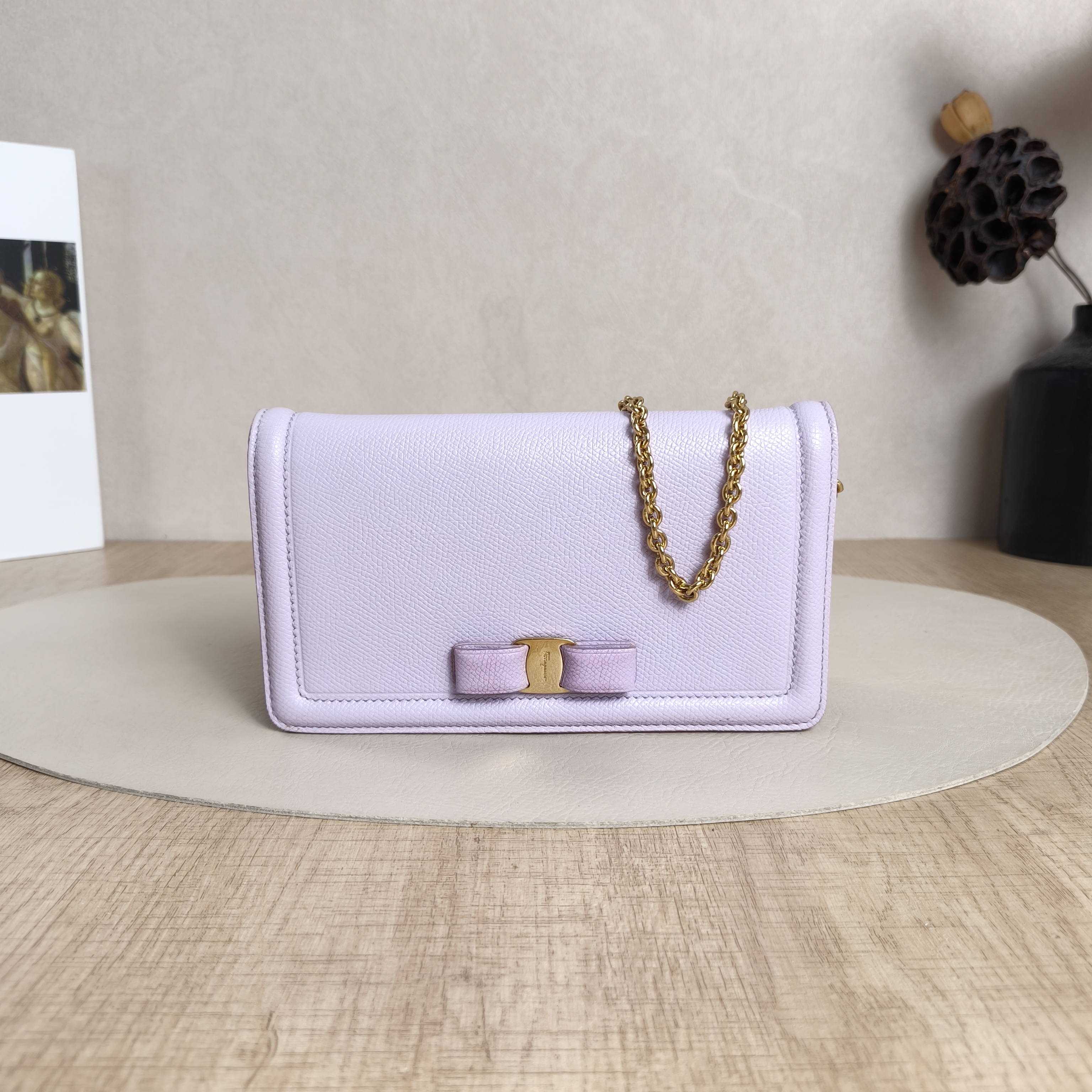 FERRAGAMO Crossbody Bag Chain Bag Calfskin One Size19 × 2 × 11 cm