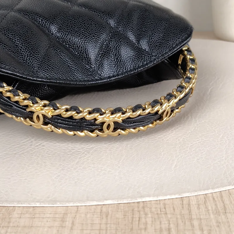 Chanel Crossbody Bag Woven Black Grained Calfskin One Size 18.5 × 7 × 14.5 cm — detail view 3 of 14