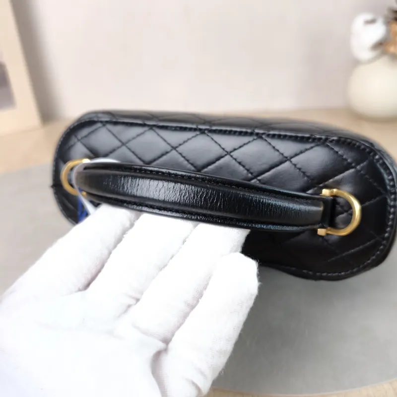 SAINT LAURENT Shoulder Bag Gaby Cosmetic Bag Black Calfskin Medium 18 × 6.5 × 11 cm — detail view 2 of 11