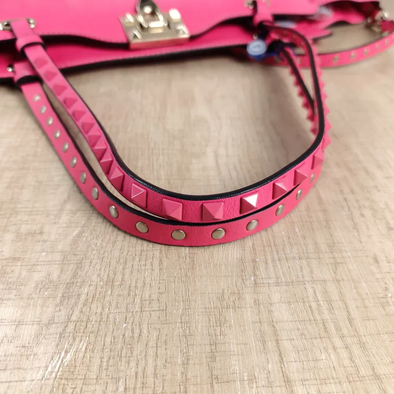 Valentino Shoulder Bag Shoulder Bag Red Calfskin One Size 33 × 12 × 26 cm — detail view 6 of 13