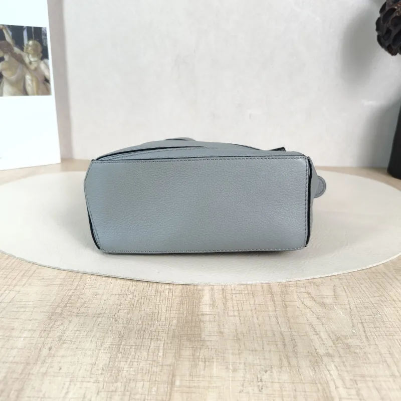 LOEWE Crossbody Bag Puzzle Grey Calfskin Mini 18 × 8 × 12.5 cm — cover view 4 of 5