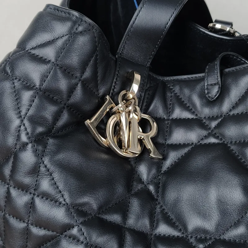 DIOR Top Handle Bag TOUJOURS Black Calfskin Large37 × 21 × 27 cm — detail view 4 of 11