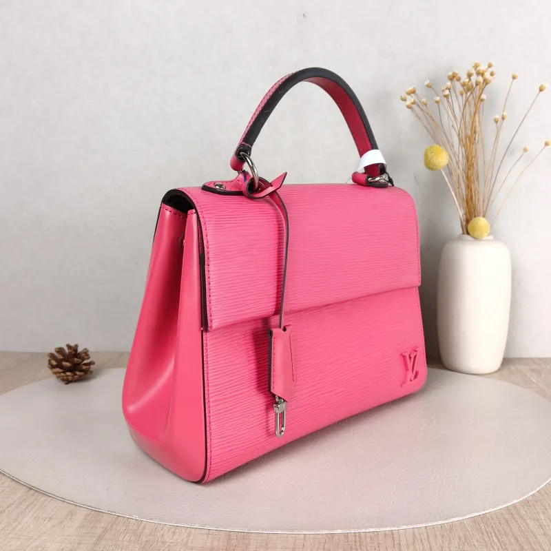 Louis Vuitton Crossbody Bag CLUNY Red Calfskin BB 28 × 10 × 20 cm — cover view 4 of 5