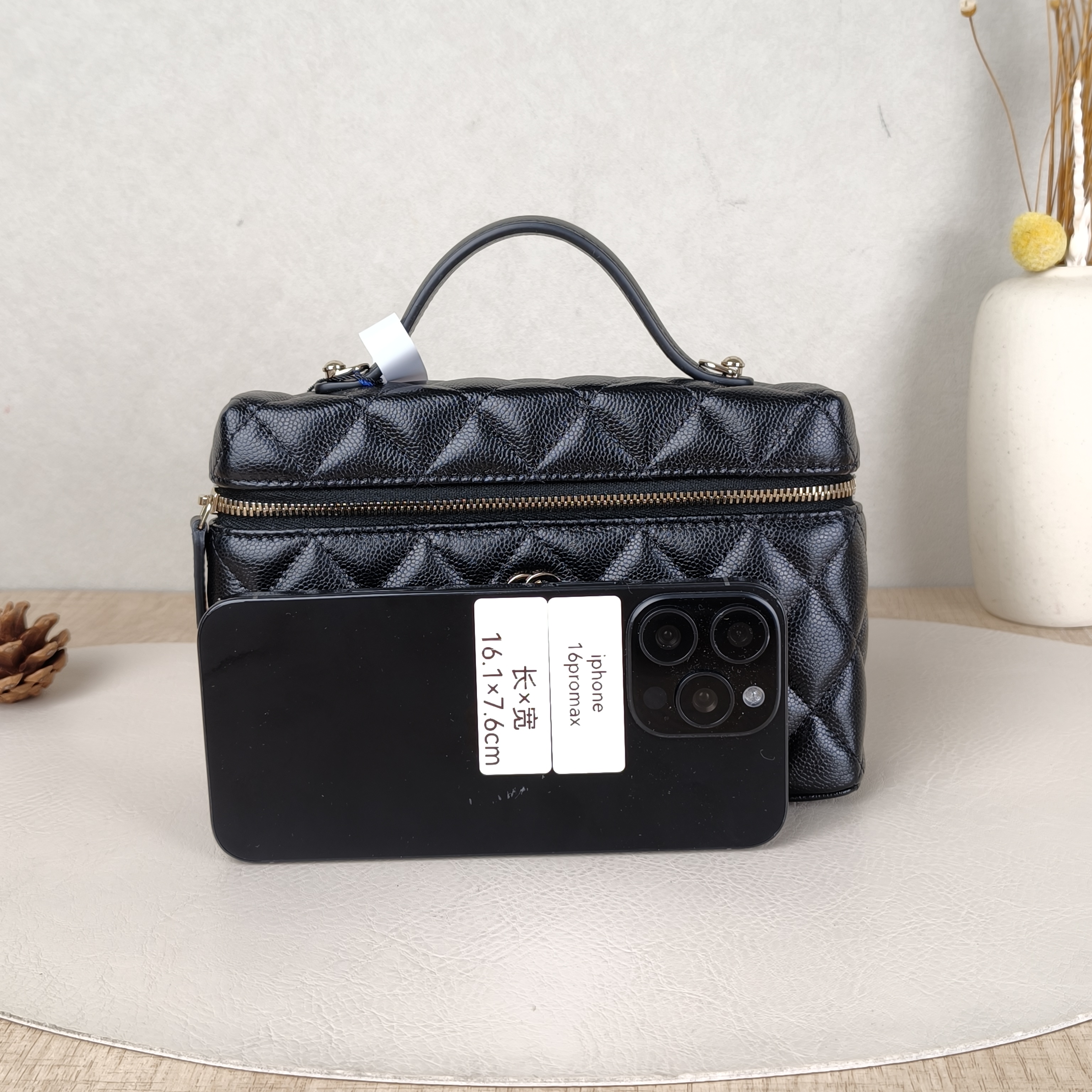Chanel Crossbody Baglp Box Bag Top Handle Crossbody Bag Black Grained Calfskin One Size19.5 × 5 × 17 cm — cover view 3 of 5