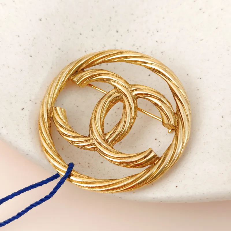 Chanel Jewelry · Brooch One Size — cover view 6 of 7